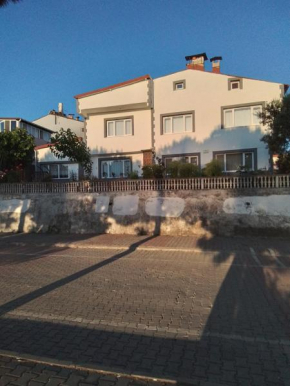 Denize Sıfır Bahçeli Yalı